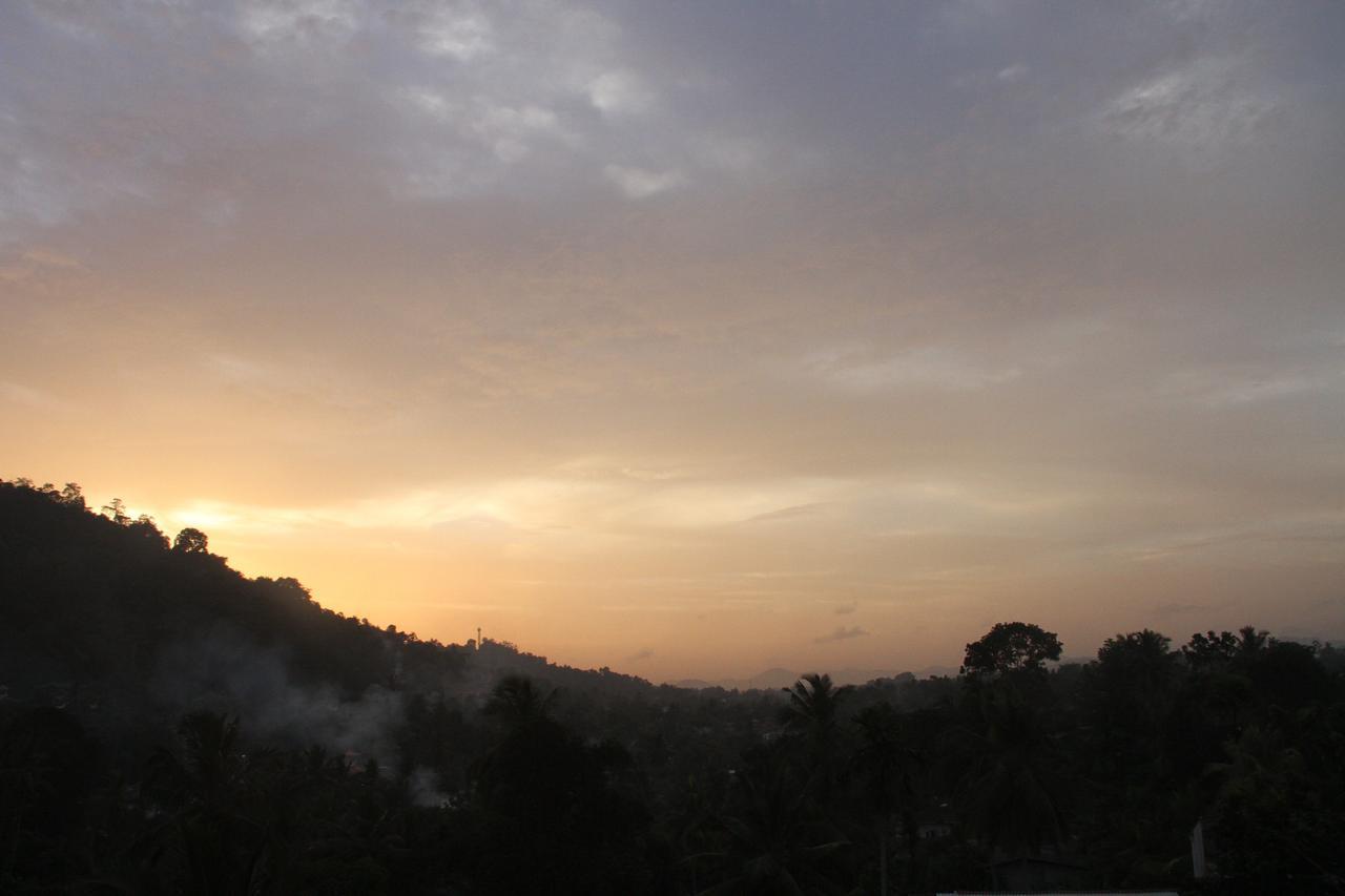 Slightly Chilled Forest Villa Sirimalwatta Exterior foto